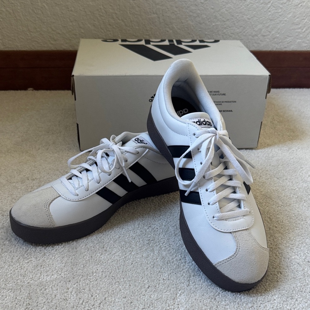 Adidas VL Court 3.0 Women’s Adidas Sneakers size 9.5 NWOT